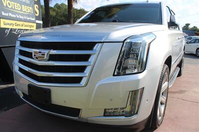 2019 Cadillac Escalade ESV Luxury   - Photo 16 - Lexington, SC 29073