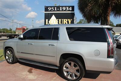 2019 Cadillac Escalade ESV Luxury   - Photo 17 - Lexington, SC 29073