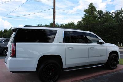 2019 GMC Yukon XL SLT   - Photo 12 - Lexington, SC 29073