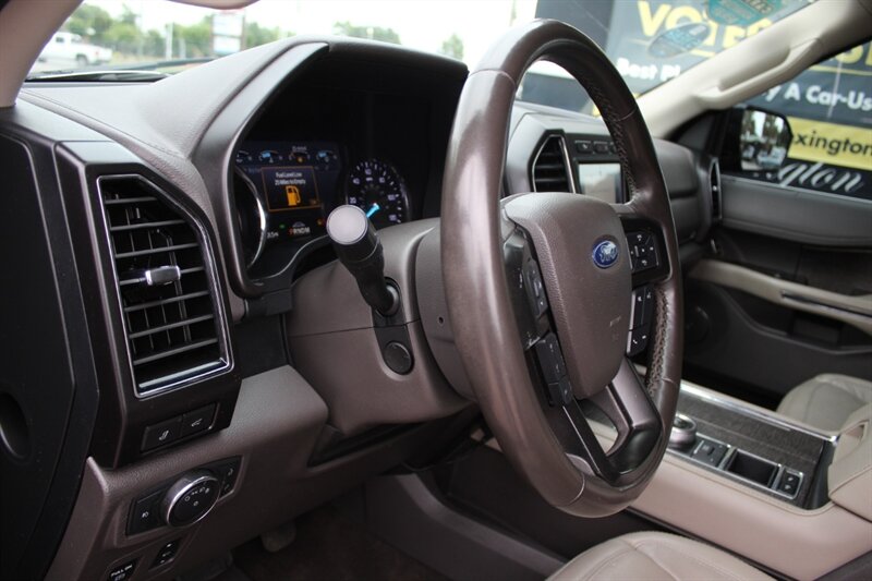 2020 Ford Expedition MAX Limited - Photo 18 - Lexington, SC 29073