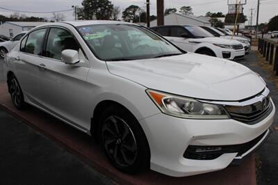 2017 Honda Accord EX-L V6 w/Navi w/Honda Sensing   - Photo 6 - Lexington, SC 29073