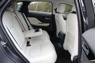 2018 Jaguar F-PACE 25t Prestige   - Photo 30 - Lexington, SC 29073