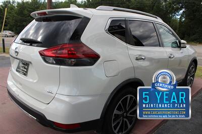 2018 Nissan Rogue SL   - Photo 10 - Lexington, SC 29073