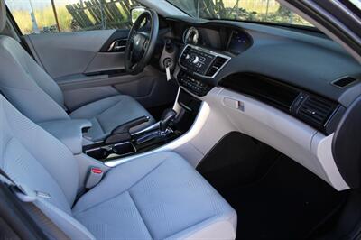 2017 Honda Accord LX   - Photo 29 - Lexington, SC 29073