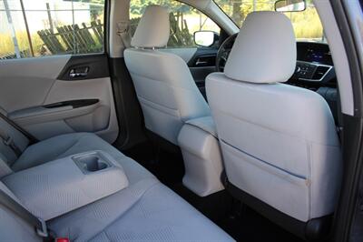 2017 Honda Accord LX   - Photo 23 - Lexington, SC 29073