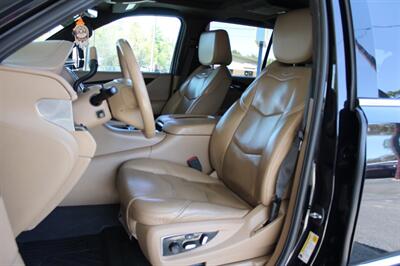 2018 Cadillac Escalade ESV Platinum   - Photo 18 - Lexington, SC 29073
