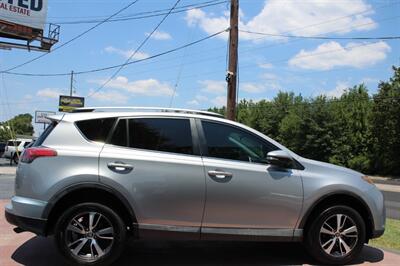 2017 Toyota RAV4 XLE   - Photo 8 - Lexington, SC 29073