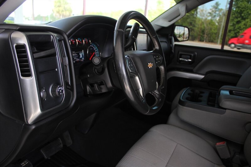 2018 Chevrolet Silverado 1500 LT - Photo 18 - Lexington, SC 29073
