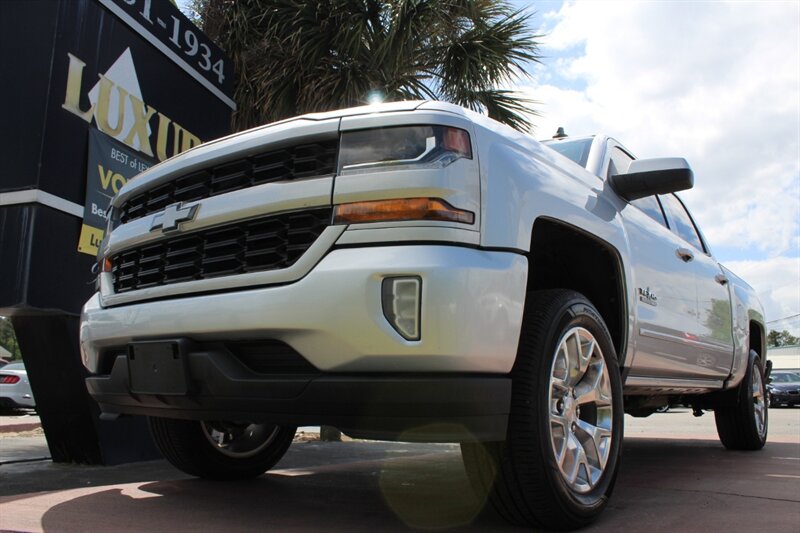 2018 Chevrolet Silverado 1500 LT   - Photo 1 - Lexington, SC 29073
