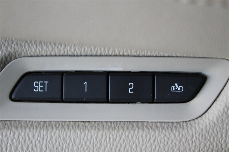 2017 Cadillac Escalade Premium Luxury - Photo 52 - Lexington, SC 29073