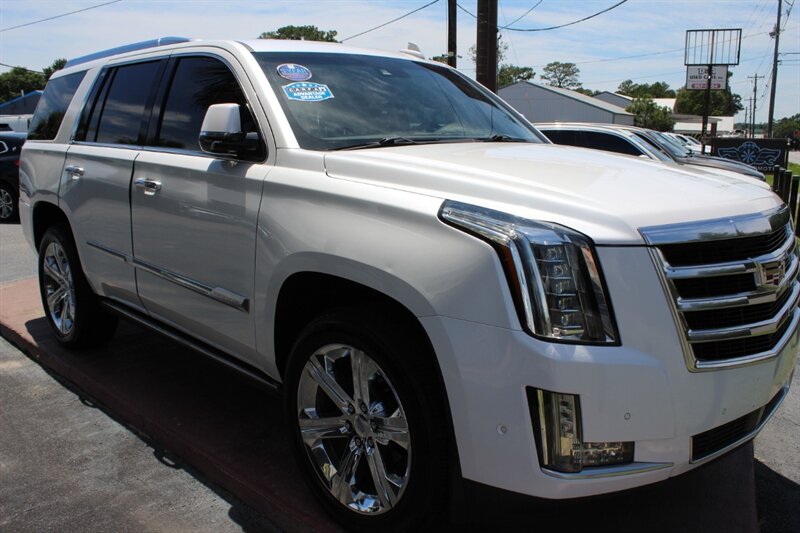 2017 Cadillac Escalade Premium Luxury - Photo 10 - Lexington, SC 29073