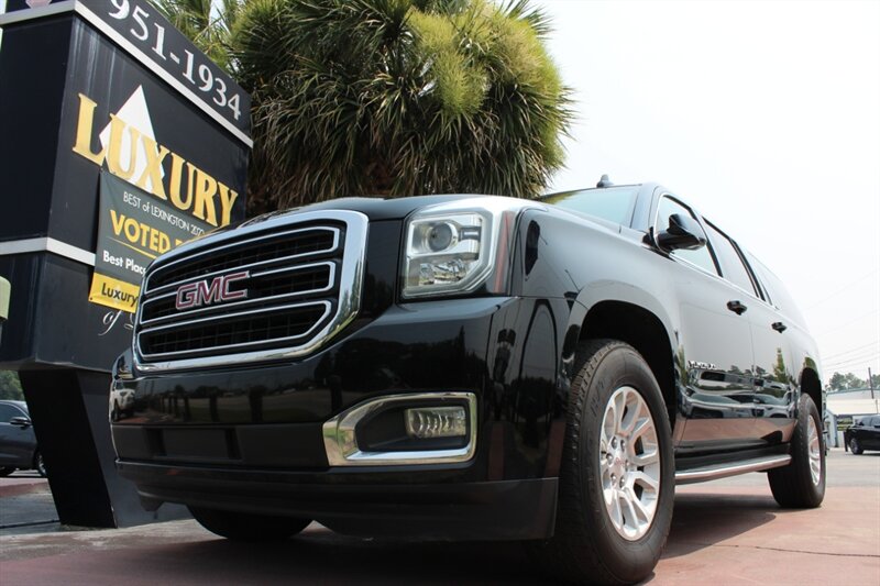 2020 GMC Yukon XL SLT   - Photo 1 - Lexington, SC 29073