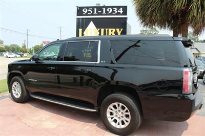 2020 GMC Yukon XL SLT   - Photo 5 - Lexington, SC 29073