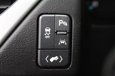 2019 GMC Yukon XL SLT   - Photo 32 - Lexington, SC 29073