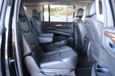 2018 Cadillac Escalade ESV Luxury   - Photo 25 - Lexington, SC 29073