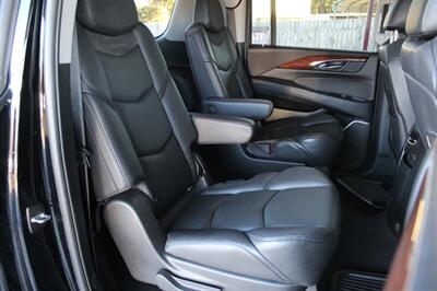 2018 Cadillac Escalade ESV Luxury   - Photo 27 - Lexington, SC 29073