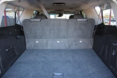 2018 Cadillac Escalade ESV Luxury   - Photo 23 - Lexington, SC 29073