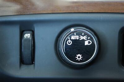 2018 Cadillac Escalade ESV Luxury   - Photo 43 - Lexington, SC 29073