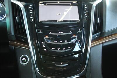 2018 Cadillac Escalade ESV Luxury   - Photo 40 - Lexington, SC 29073