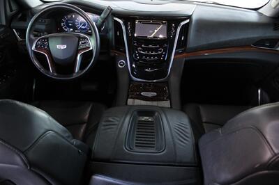 2018 Cadillac Escalade ESV Luxury   - Photo 22 - Lexington, SC 29073