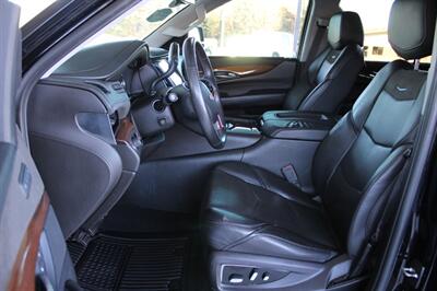 2018 Cadillac Escalade ESV Luxury   - Photo 16 - Lexington, SC 29073