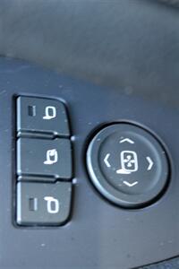 2018 Cadillac Escalade ESV Luxury   - Photo 45 - Lexington, SC 29073