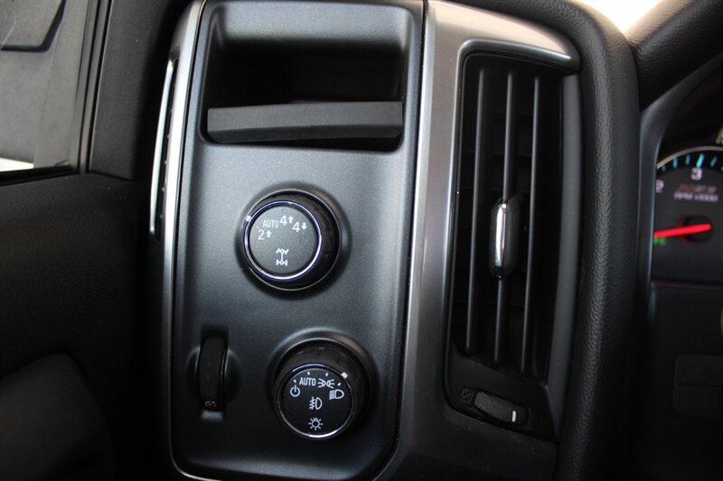 2017 Chevrolet Silverado 1500 LT - Photo 35 - Lexington, SC 29073