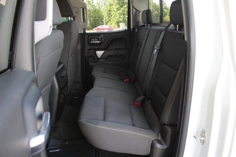 2017 Chevrolet Silverado 1500 LT - Photo 18 - Lexington, SC 29073