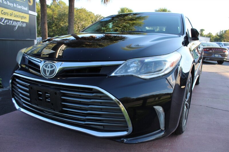 2018 Toyota Avalon XLE photo 6