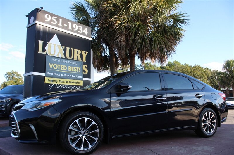 2018 Toyota Avalon XLE   - Photo 3 - Lexington, SC 29073