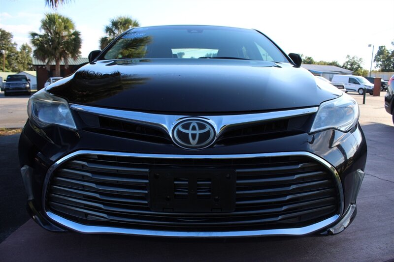 2018 Toyota Avalon XLE photo 5