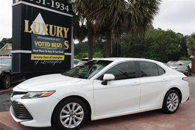 2018 Toyota Camry LE   - Photo 2 - Lexington, SC 29073