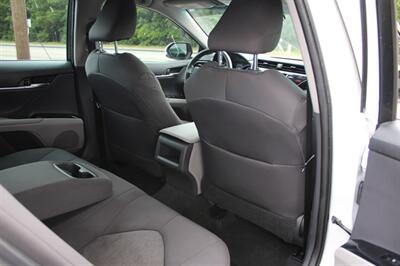 2018 Toyota Camry LE   - Photo 24 - Lexington, SC 29073