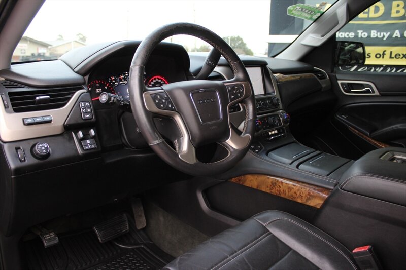 2015 GMC Yukon XL Denali - Photo 21 - Lexington, SC 29073
