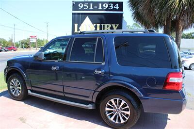 2017 Ford Expedition XLT   - Photo 5 - Lexington, SC 29073