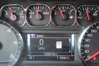 2020 Chevrolet Suburban LT   - Photo 32 - Lexington, SC 29073