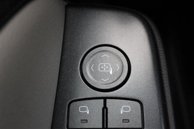 2020 Chevrolet Suburban LT   - Photo 42 - Lexington, SC 29073