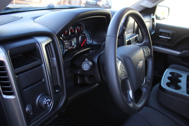 2018 Chevrolet Silverado 1500 LT - Photo 17 - Lexington, SC 29073