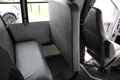 2009 Chevrolet Express 3500   - Photo 31 - Lexington, SC 29073
