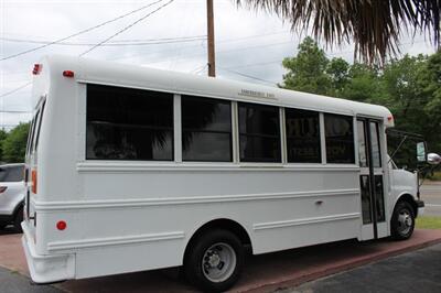2009 Chevrolet Express 3500   - Photo 11 - Lexington, SC 29073