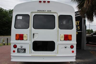 2009 Chevrolet Express 3500   - Photo 7 - Lexington, SC 29073