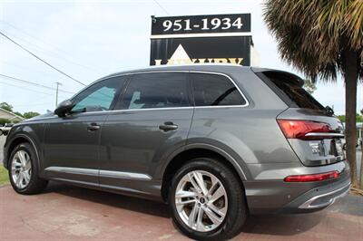 2021 Audi Q7 quattro Premium 45 TFSI - Photo 14 - Lexington, SC 29073