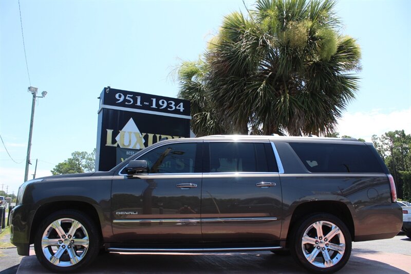2019 Gmc Yukon XL Denali photo 3