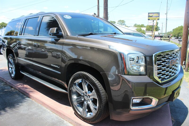 2019 Gmc Yukon XL Denali photo 5