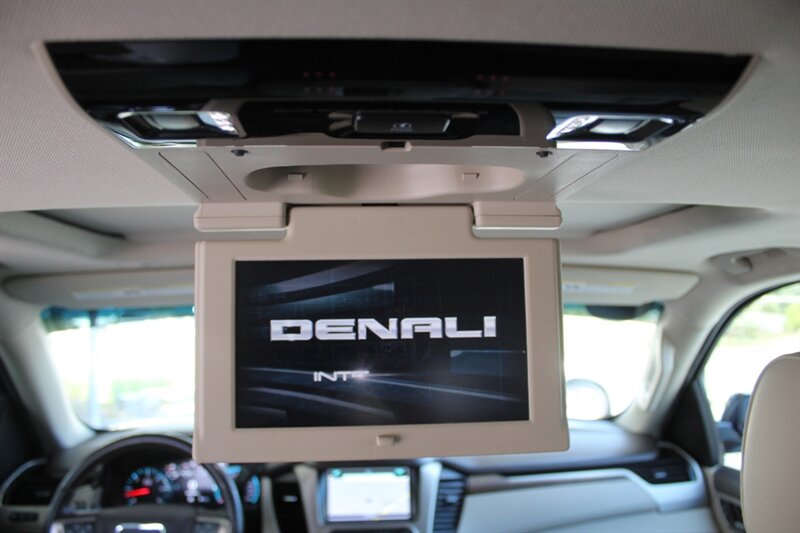 2019 Gmc Yukon XL Denali photo 17