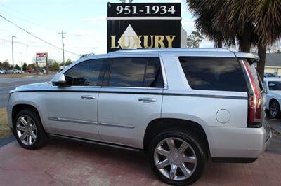 2017 Cadillac Escalade Premium Luxury   - Photo 6 - Lexington, SC 29073