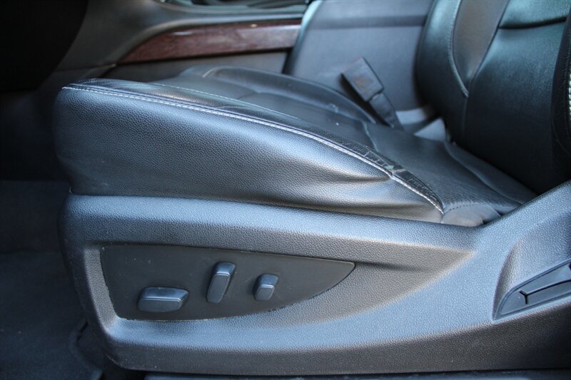 2020 GMC Yukon SLT - Photo 14 - Lexington, SC 29073