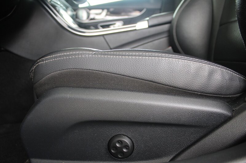 2018 Mercedes-Benz C 300 4MATIC - Photo 11 - Lexington, SC 29073