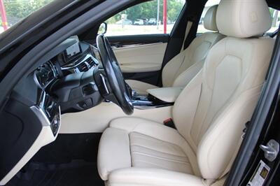 2018 BMW 530i xDrive - Photo 17 - Lexington, SC 29073