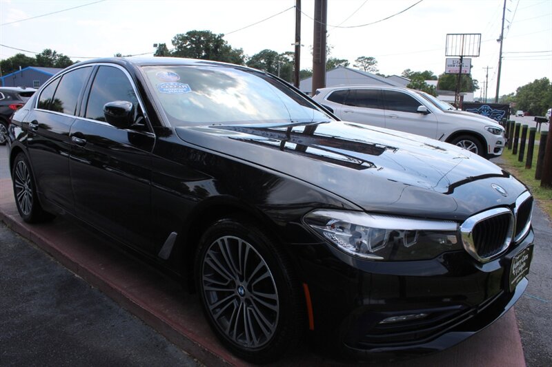 2018 BMW 530i xDrive - Photo 8 - Lexington, SC 29073